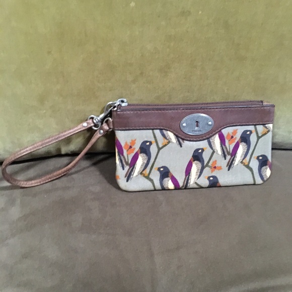 Fossil Handbags - Fossil Key-per wristlet zippered pouch
